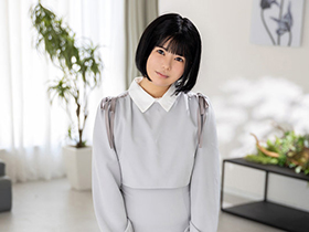 AV史上最小級!業界震撼138㎝のAV女優!超希少ミニマム美少女デビュー 水無瀬りり サンプル動画サムネイル